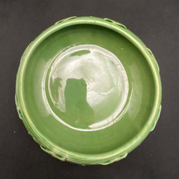 Shawnee Art Pottery Bowl, Green, Ivy motif #3025. VTG MCM USA - Picture 5 of 7